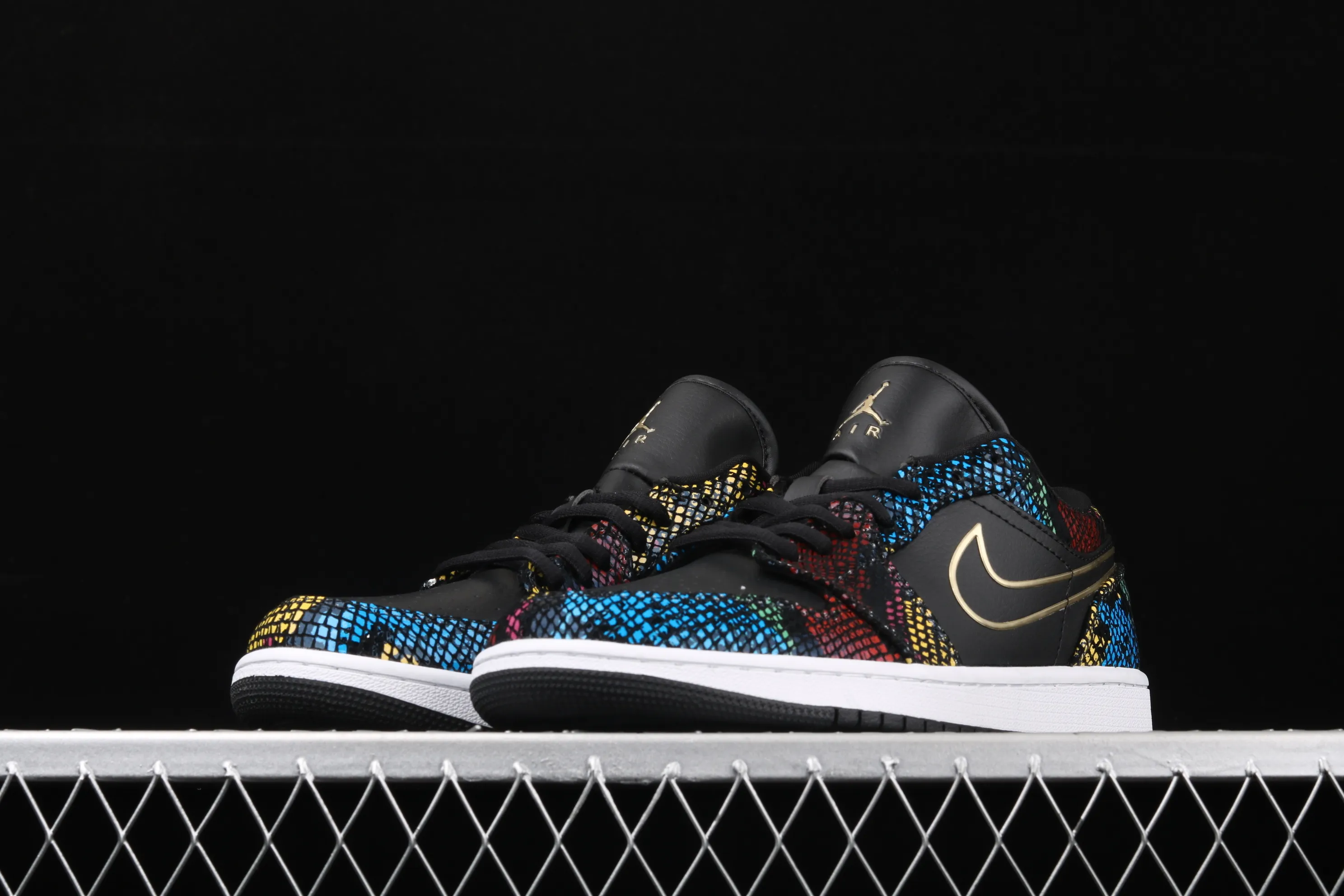 All categories Air Jordan Jordan series basketball shoes Air Jordan 1 Low Air Jordan 1 Low Shadow AJ1 Joe 1 colorful snakeskin low-top cultural and leisure sports sneakers CW5580-001